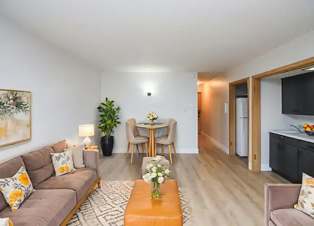 Property at Uptown Flats - 615 W 15th St, Sioux Falls, SD, 57104, 0-1 beds, 1 bath, [object Object]