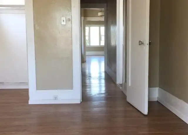 Property at 1550 7th Ave, Oakland, CA, 94606, 2 beds, 1 bath, [object Object]