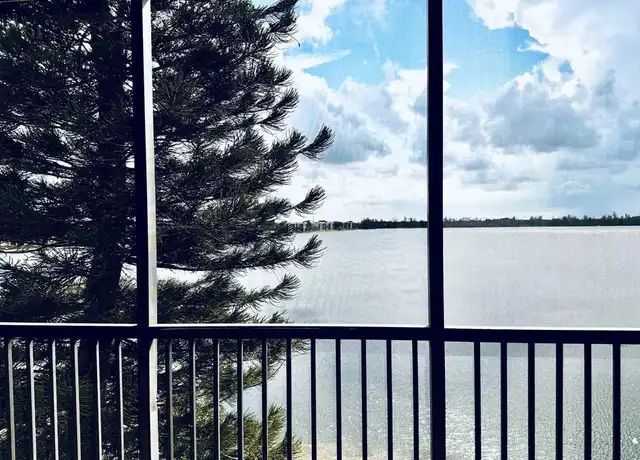 Property at 111 Lake Emerald Dr #407, Oakland Park, FL, 33309, 2 beds, 2 baths, [object Object]