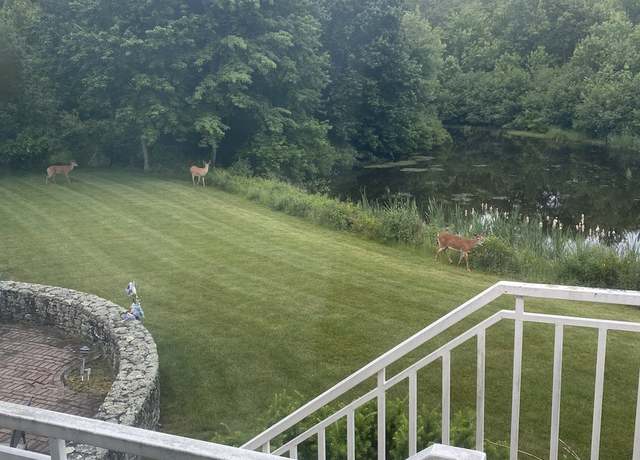 Photo of 15 Hoosic Dr, Canton, MA 02021