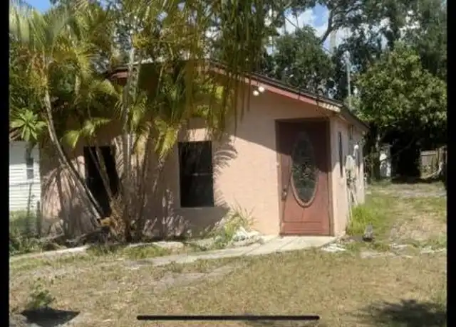 Property at 1119 15th St W, Bradenton, FL, 34205, 1 bed, 1 bath, [object Object]
