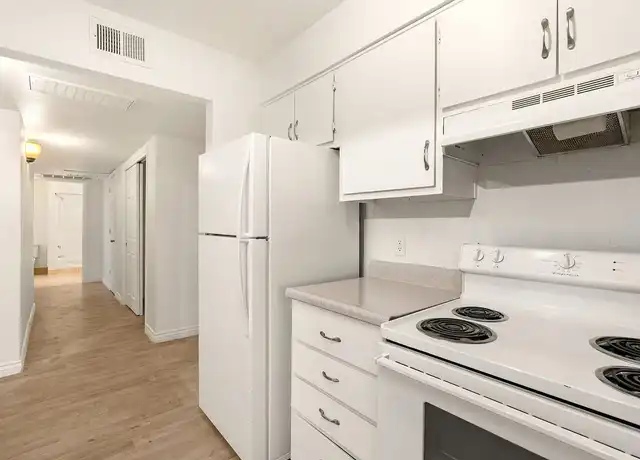 Property at Nova Ridge - 1311 Louisiana Blvd NE, Albuquerque, NM, 87110, 1-2 bed, 1 bath, [object Object]
