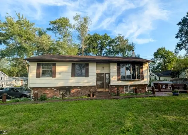 Property at 859 Lake Shore Dr, Parsippany, NJ, 07054, 4 beds, 2 baths, [object Object]