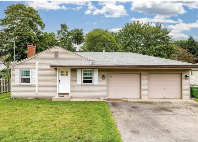 Property at 30 Mohican Rd, Old Saybrook, CT, 06475, 2 beds, 1 bath, [object Object]