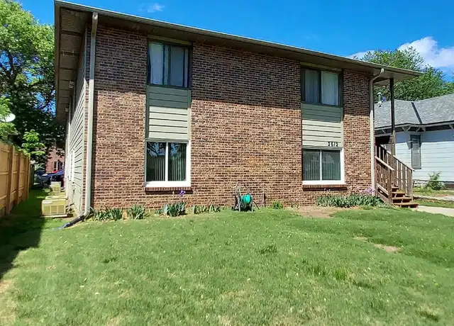 Property at 2612 J St Unit 2, Lincoln, NE, 68510, 3 beds, 2 baths, [object Object]