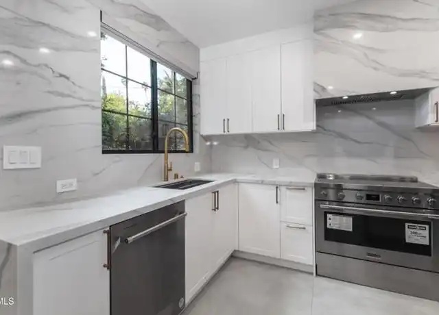 Property at 1722 N Vista St, Los Angeles, CA, 90046, 4 beds, 4 baths, [object Object]