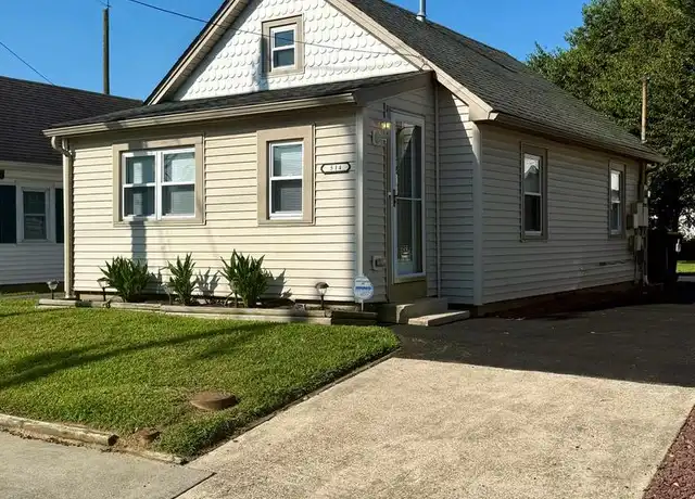 Property at 514 Pear St, Dover, DE, 19904, 2 beds, 1 bath, [object Object]
