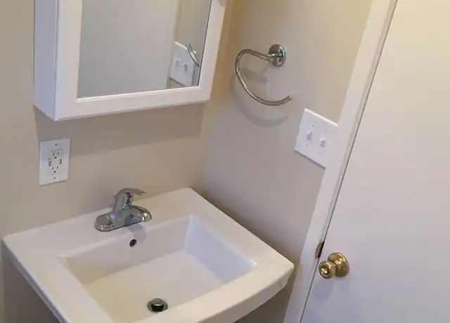 Property at 1622 Pomeroy Ave Unit 1622-B, Santa Clara, CA, 95051, 1 bed, 1 bath, [object Object]