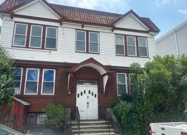 Property at 140-142 Leslie St, Newark, NJ, 07112, 2 beds, 1 bath, [object Object]