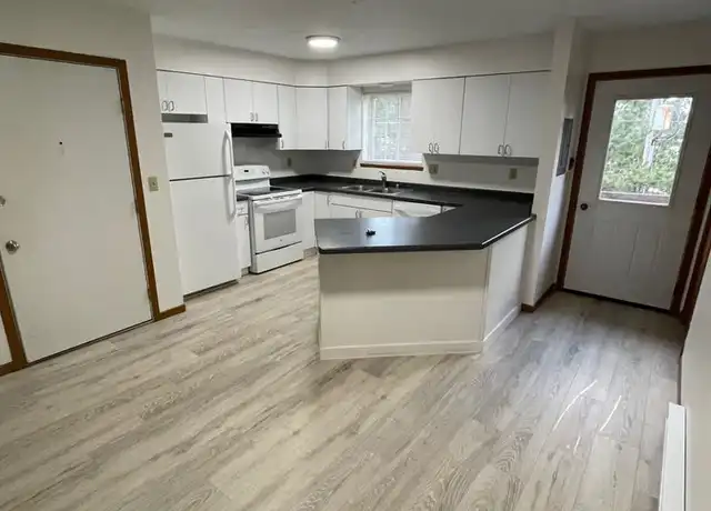 Property at 629 Brooks Pl, Wausau, WI, 54401, 2 beds, 1 bath, [object Object]