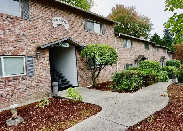 Property at Parkwood Court Apartments - 14070 SW 112th Ave, Portland, OR, 97224, 2 beds, 1 bath, [object Object]