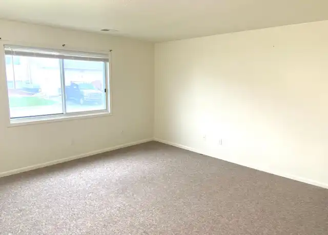Property at 700 Carriage Hl Unit 712-2, Iowa City, IA, 52246, 2 beds, 1.5 baths, [object Object]