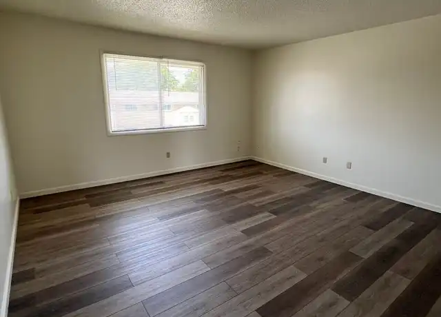 Property at 700 Carriage Hl Unit 712-2, Iowa City, IA, 52246, 2 beds, 1.5 baths, [object Object]