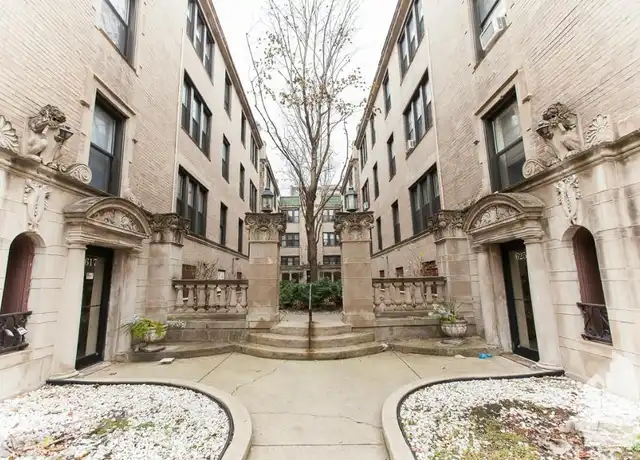 Property at 617 W Melrose St Unit 617-A3, Chicago, IL, 60657, 2 beds, 1 bath, [object Object]