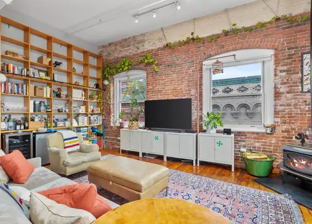 Property at 150 Lincoln St, Boston, MA, 02111, 3 beds, 2 baths, [object Object]