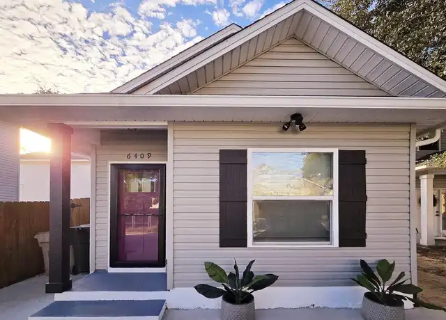 Property at 6409 Concord Way, Pensacola, FL, 32504, 2 beds, 2 baths, [object Object]