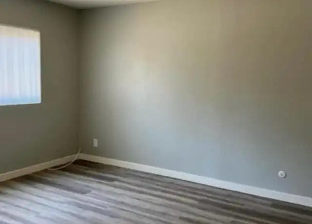 Property at 8820 Owensmouth Ave Unit 14, Canoga Park, CA, 91304, 2 beds, 1 bath, [object Object]