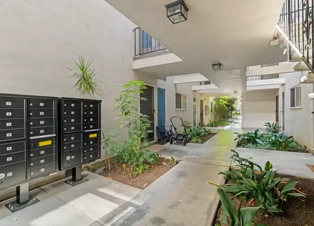 Property at Curtner Villa Apartments - 267 Curtner Ave, Palo Alto, CA, 94306, 1 bed, 1 bath, [object Object]
