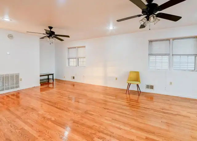 Property at 919 Paterson Plank Rd, North Bergen, NJ, 07047, 3 beds, 2.5 baths, [object Object]
