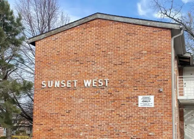 Property at 1913 Anderson Ave Unit 104, Manhattan, KS, 66502, 1 bed, 1 bath, [object Object]