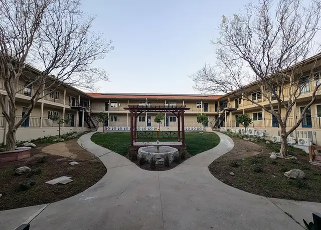 Photo of 1605 E Elizabeth St, Pasadena, CA 91104