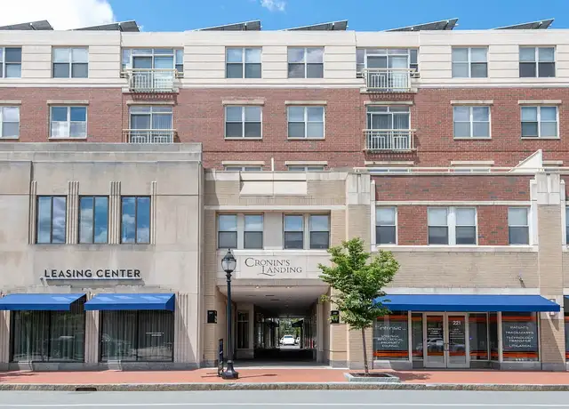 Photo of 237 Moody St, Waltham, MA 02453
