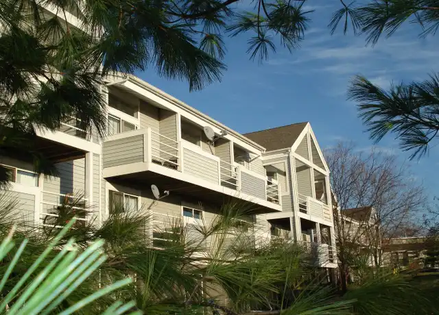 Property at 1619 Troy Dr Unit 1619-104, Madison, WI, 53704, 1 bed, 1 bath, [object Object]