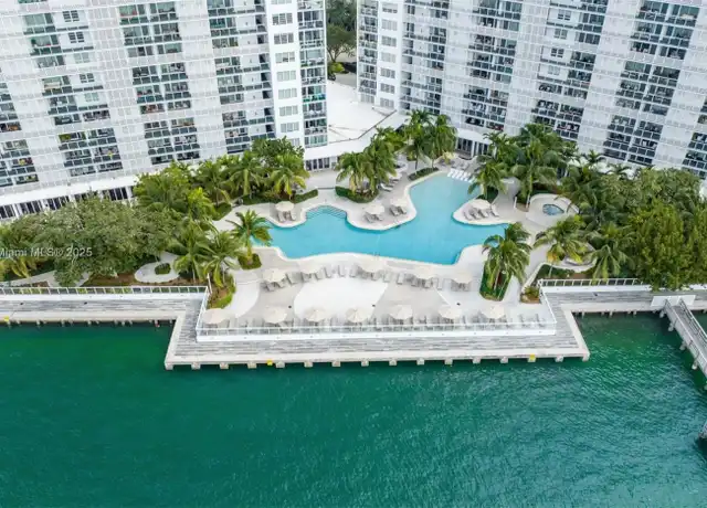 Property at 910 West Ave Unit 0424, Miami Beach, FL, 33139, 1 bed, 1 bath, [object Object]