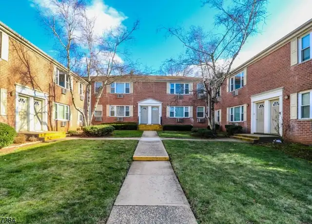 Property at 21 York Dr Unit 5B, Edison, NJ, 08817, 1 bed, 1 bath, [object Object]