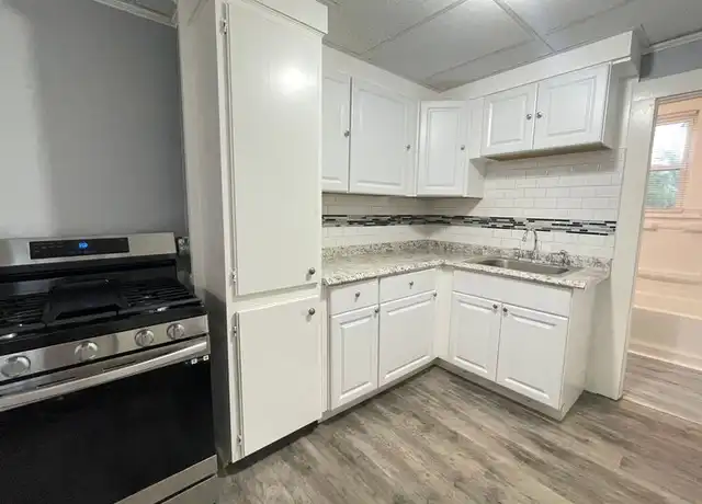 Property at 71 Vine St Unit A, Nashua, NH, 03060, 2 beds, 1 bath, [object Object]