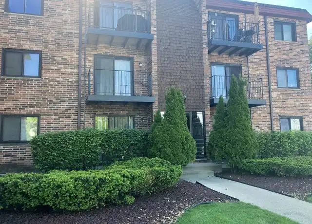 Property at 1761 W Algonquin Rd Unit 1A, Mt Prospect, IL, 60056, 2 beds, 2 baths, [object Object]