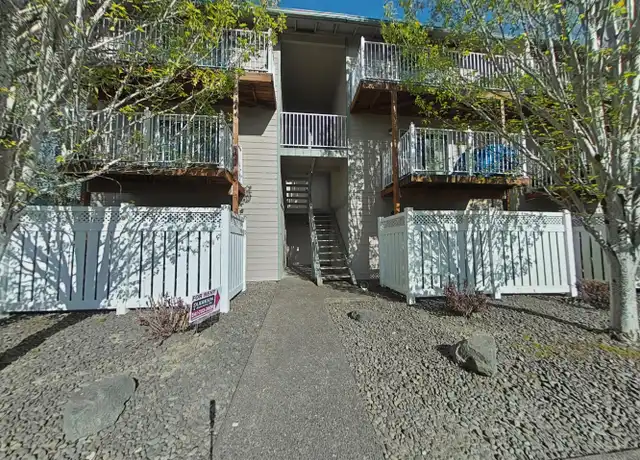 Property at 1215 NW 23rd St Unit 09, Corvallis, OR, 97330, 2 beds, 1 bath, [object Object]