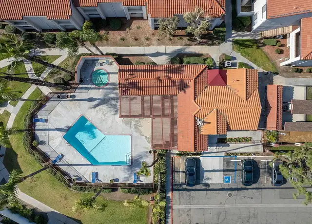 Photo of 800 E Washington St, Colton, CA 92324