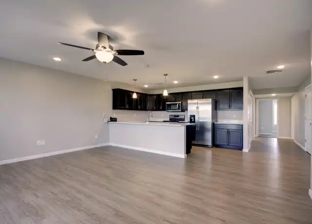 Property at 1202 Churchill Rd Unit 1204-202, Mahomet, IL, 61853, 3 beds, 2 baths, [object Object]