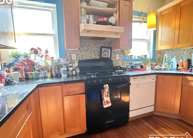 Property at 5 Mapleton St, Brighton, MA, 02135, 3 beds, 2 baths, [object Object]