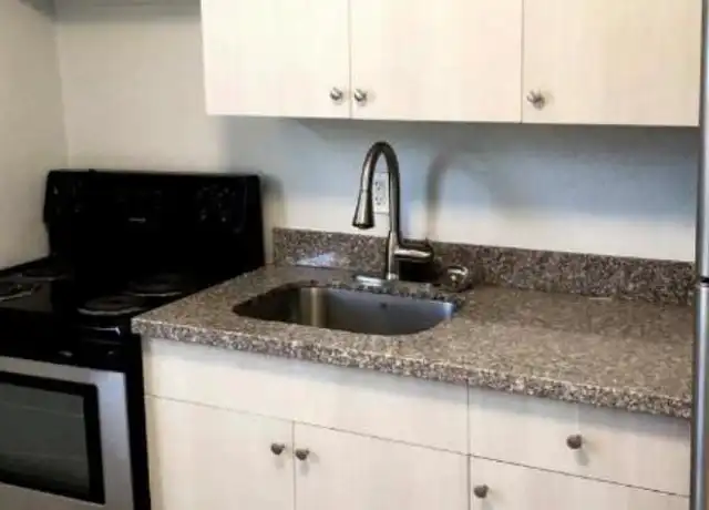 Property at 1433 W 31st St, West Palm Beach, FL, 33404, 2 beds, 1 bath, [object Object]