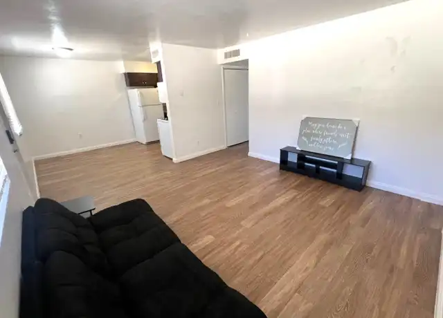 Property at 93 Kings Way Unit 3, Sierra Vista, AZ, 85635, 3 beds, 1 bath, [object Object]