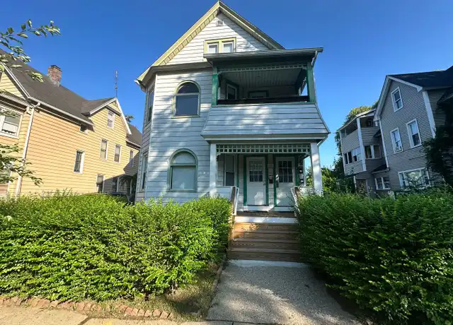 Property at 60 Acushnet Ave Unit 62 Acushnet 3rd FL, Springfield, MA, 01105, 2 beds, 1 bath, [object Object]