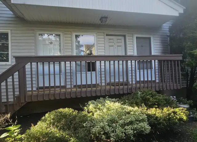 Property at 81 Chipman St #20, Waterbury, CT, 06708, 1 bed, 1 bath, [object Object]