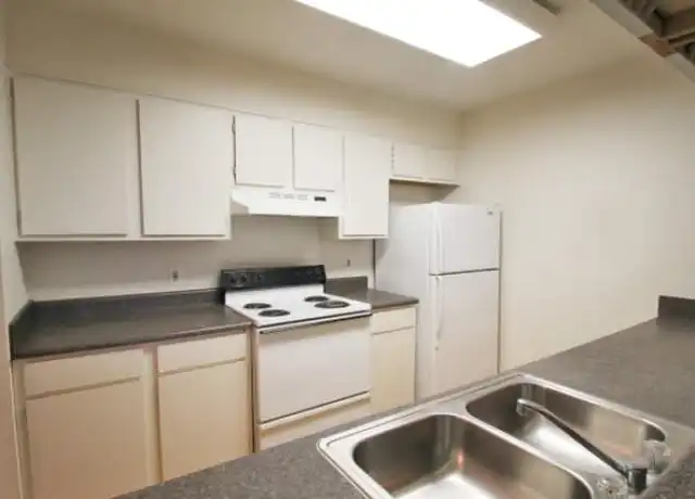 Property at 9180 Shadow Creek Ln Unit 1245, Converse, TX, 78109, 1 bed, 1 bath, [object Object]