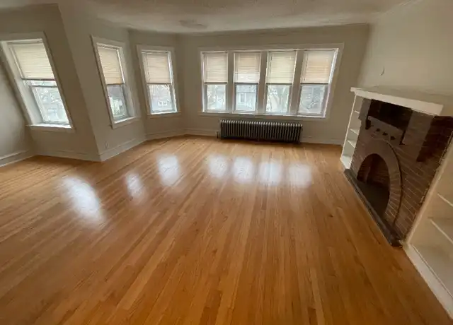 Property at 7931 S Manistee Ave Unit 3S, Chicago, IL, 60617, 3 beds, 1 bath, [object Object]