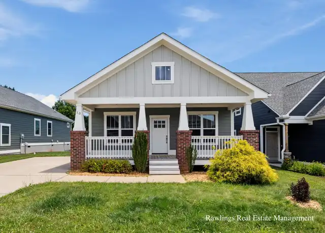 Property at 10 Hyde Park Pl, Arden, NC, 28704, 3 beds, 2 baths, [object Object]