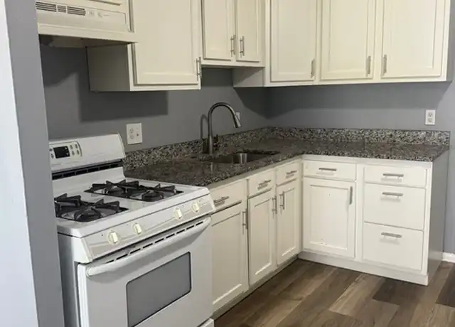 Property at 264 E Haverhill St #9, Lawrence, MA, 01841, 2 beds, 1 bath, [object Object]