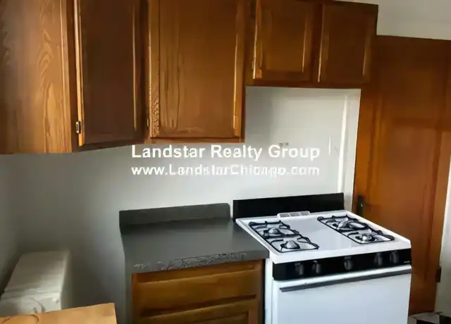 Property at 7228 N Greenview Ave, Chicago, IL, 60626, 2 beds, 1 bath, [object Object]