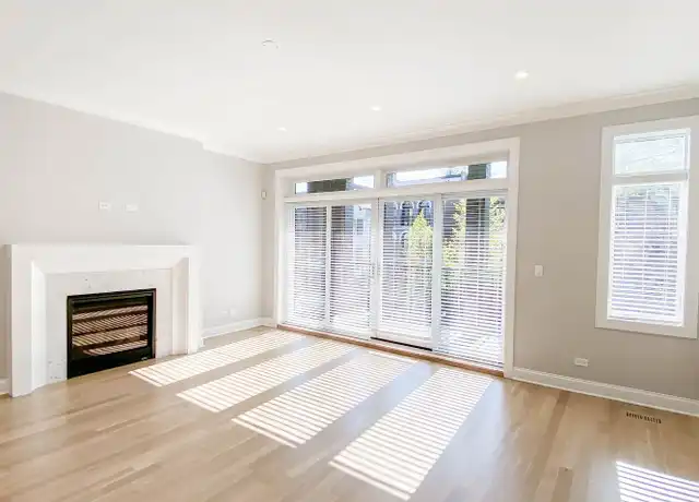 Property at 3347 N Kenmore Ave Unit 3347-2S, Chicago, IL, 60657, 2 beds, 2 baths, [object Object]