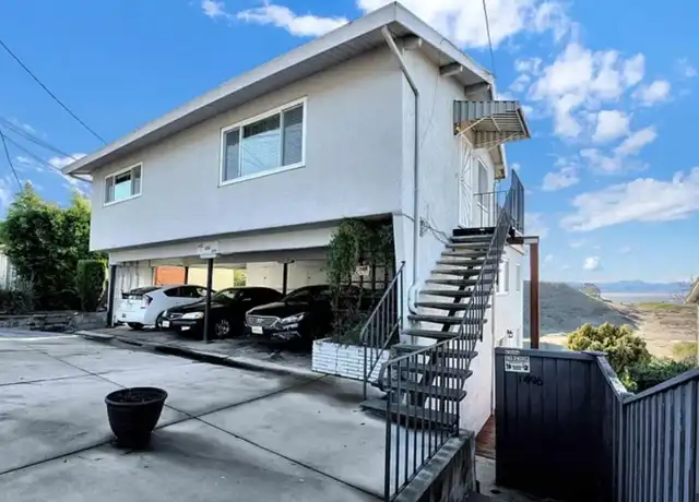 Property at 1496 Highland Blvd Unit 1496, Hayward, CA, 94542, 2 beds, 1 bath, [object Object]