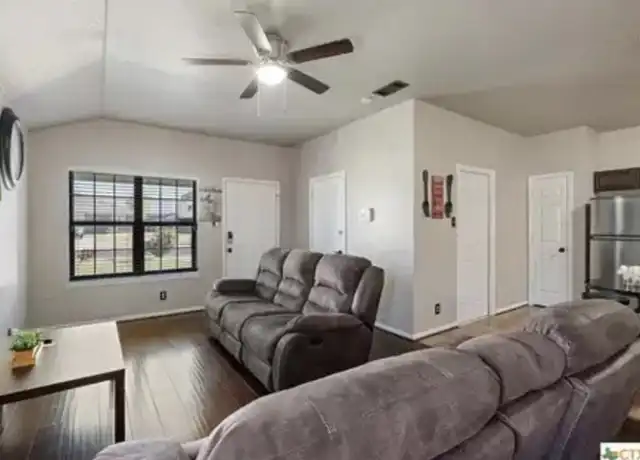 Property at 5210 Morning Glen Ln Unit B, Killeen, TX, 76542, 3 beds, 2 baths, [object Object]