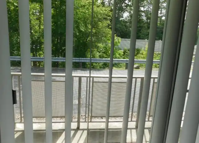 Property at 1000 Lexington St, Waltham, MA, 02452, 2 beds, 1 bath, [object Object]