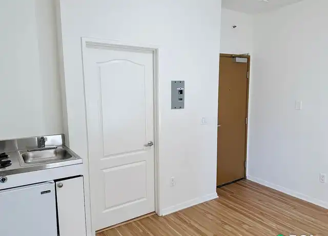 Property at 1432 - 445 S Western Ave, Los Angeles, CA, 90020, 0 beds, 1 bath, [object Object]