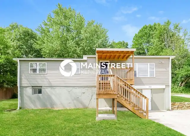 Property at 300 E 164th Ter, Belton, MO, 64012, 3 beds, 1 bath, [object Object]